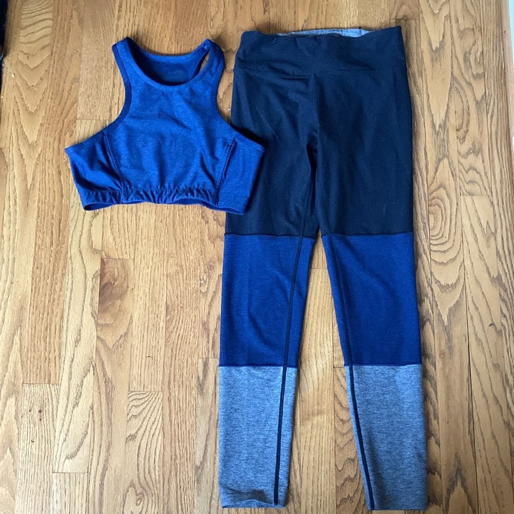 Outdoor Voices leggings/ bra set